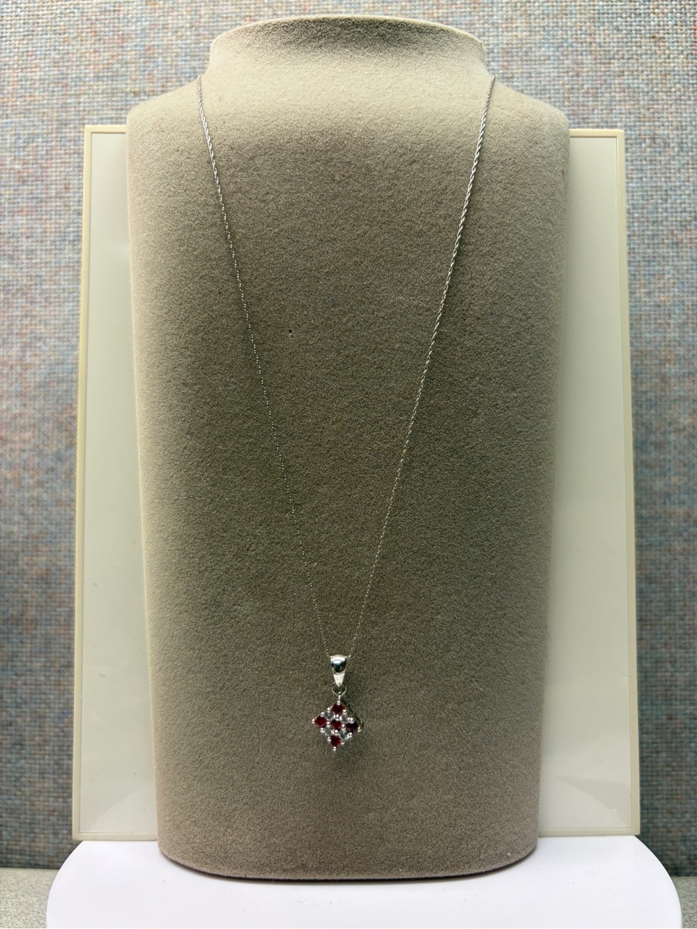 14K White Gold w Pendant 19” Chain Dainty Necklace